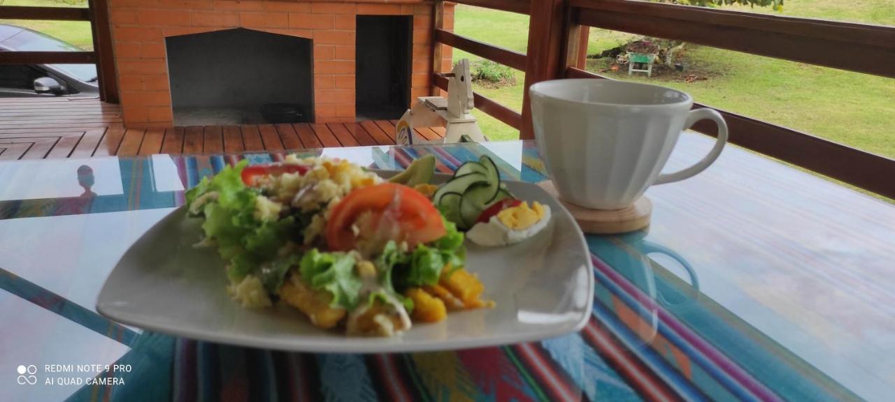 Macas Quinta Isabel, Casa De Huespedes & Cafeteria Bed & Breakfast エクステリア 写真